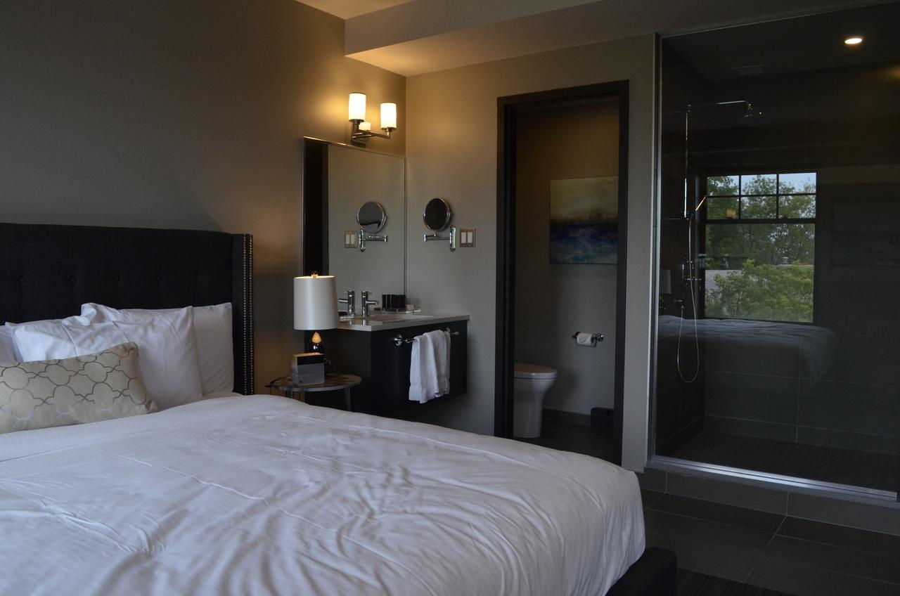 British Hotel And Public House Gatineau Rum bild